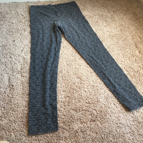 Gray leggings - Picture 4 of 4